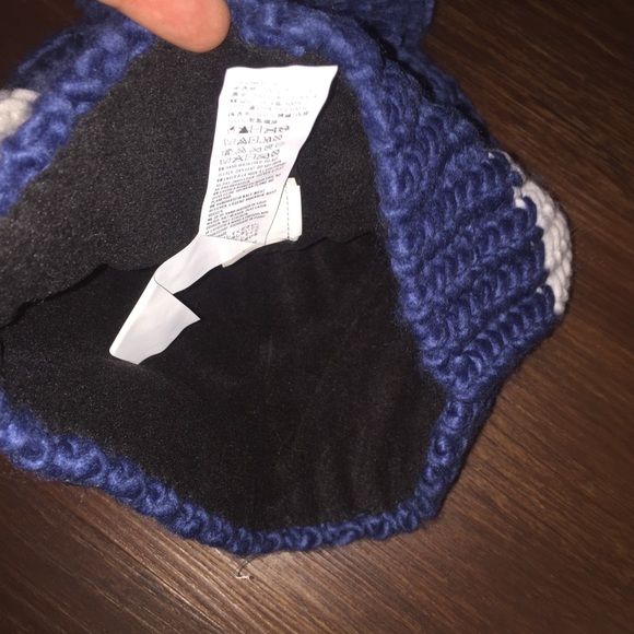 Spyder Twisty Beanie - Picture 4 of 5